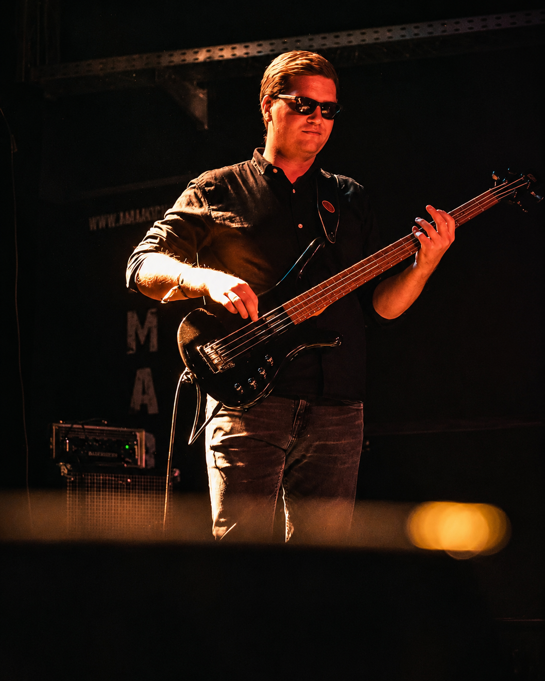Vinnie · Bass